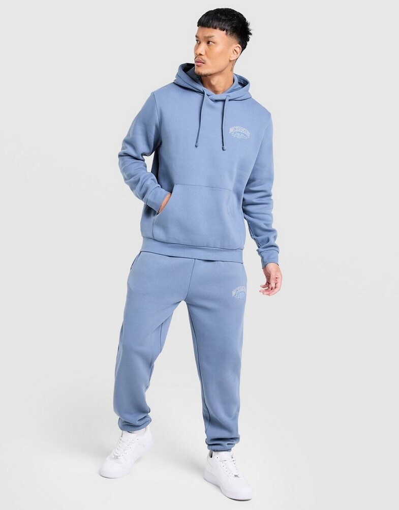 Bluza typu hoodie, czyli streetwearowa klasyka!
