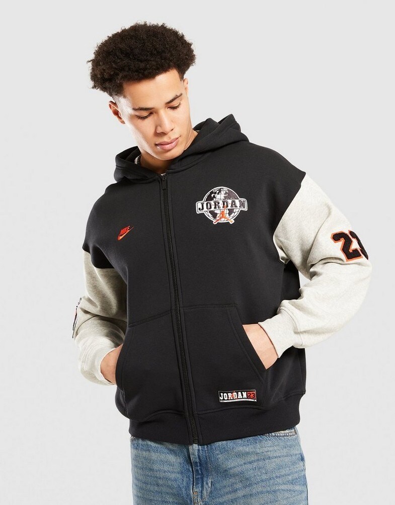 Bluza typu hoodie, czyli streetwearowa klasyka!