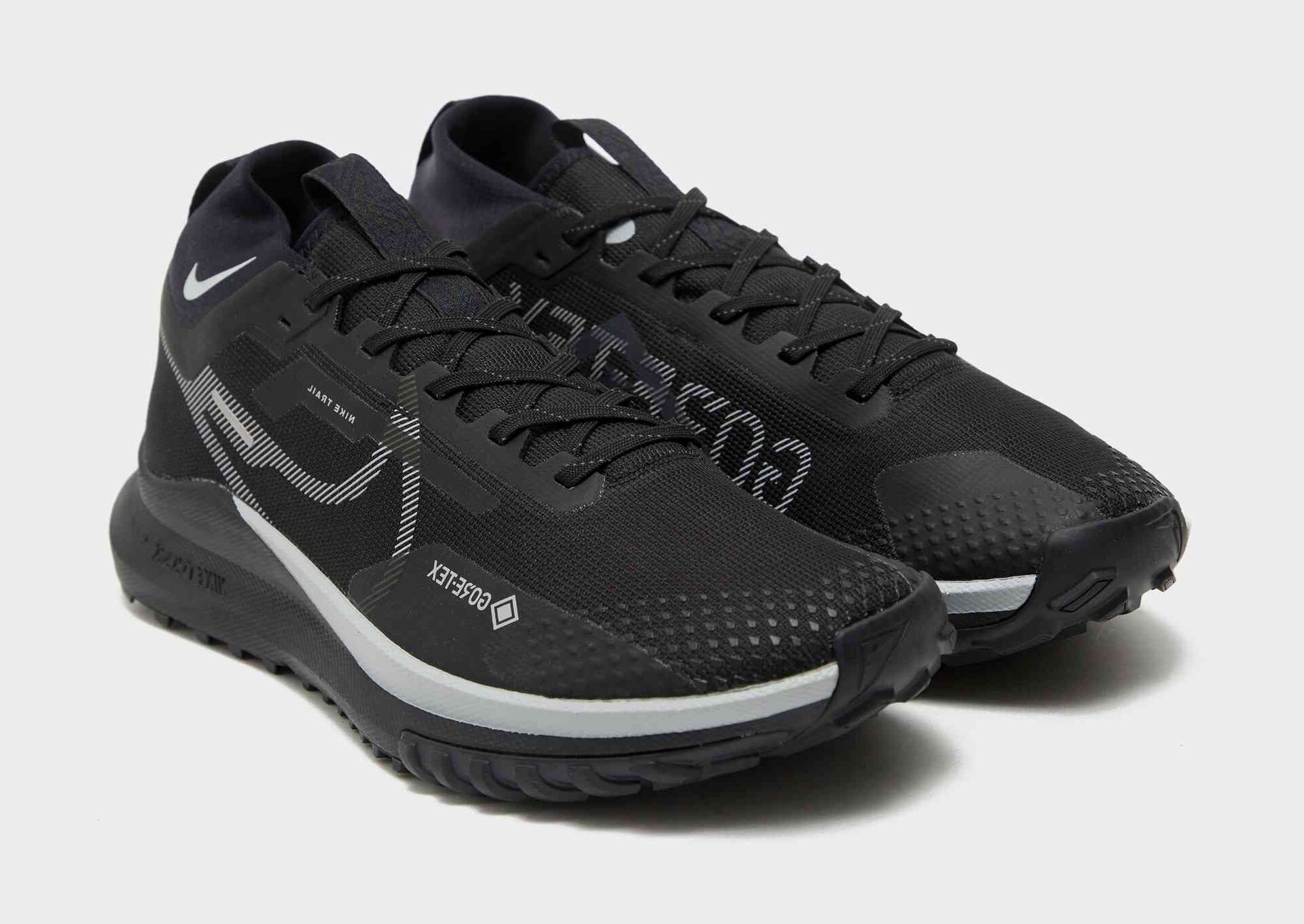 jd sports gore tex
