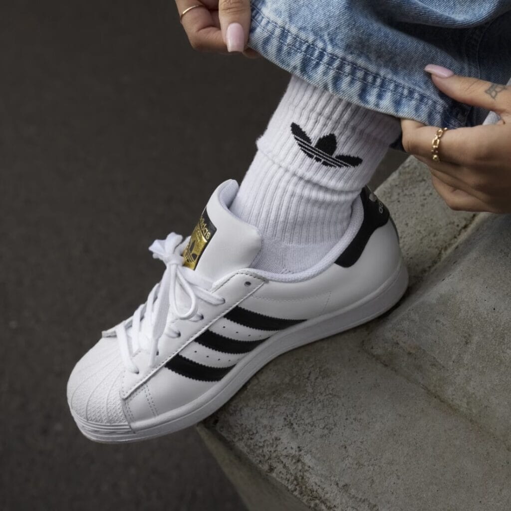 Pick your stripes. Prezentownik adidas